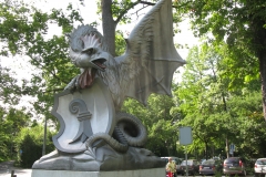 Basilisk auf dem Parkplatz der Langen Erlen.